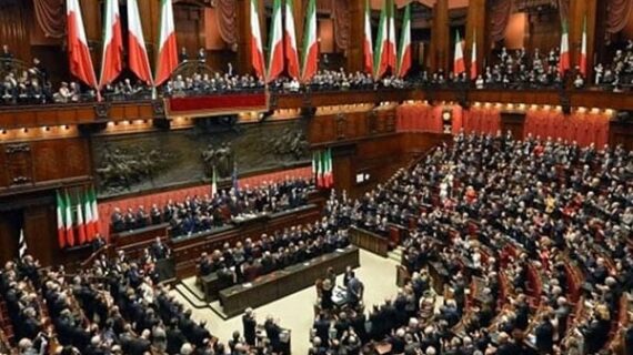 Political turmoil in Italy spreads to global financial markets Political turmoil in Italy spreads to global financial markets